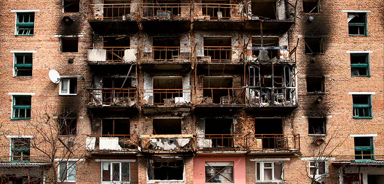 Why Homeowners Choose Us to Sell Their Distressed Homes in Progress